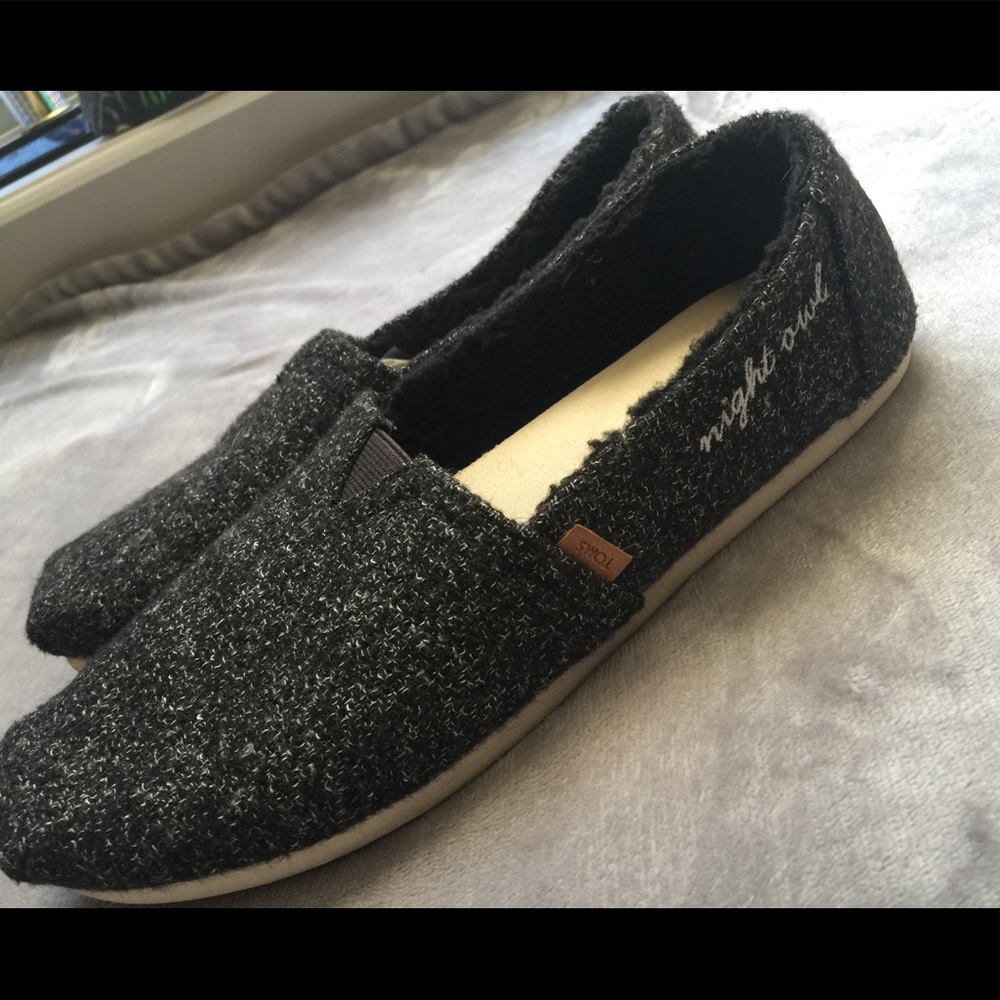 Embroidered Toms